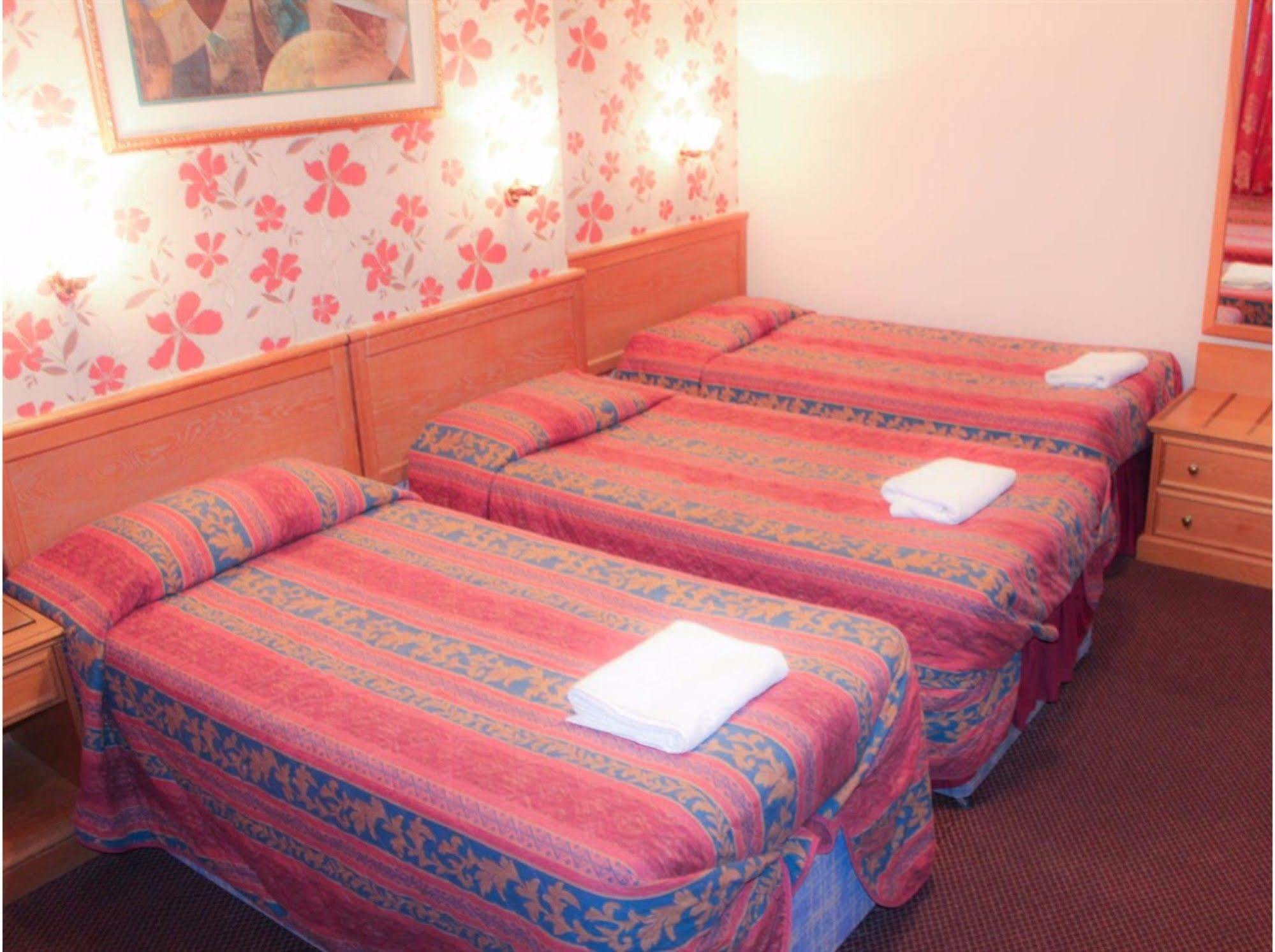 Lampton Guest House Hounslow Exteriör bild