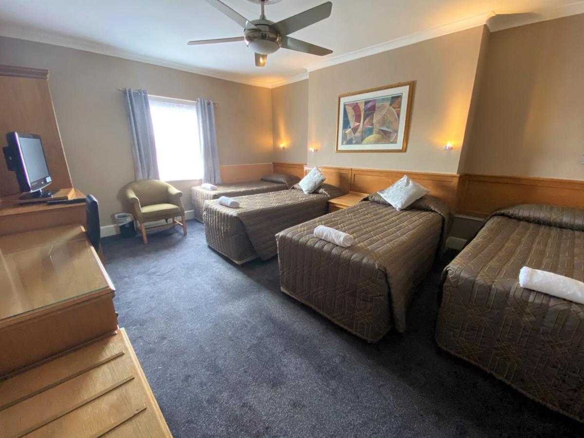 Lampton Guest House Hounslow Exteriör bild